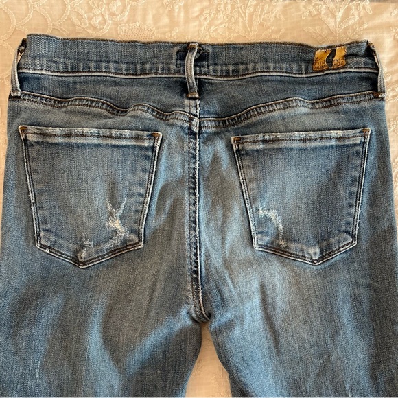 Citizens of Humanity Vintage Flare Jeans with a 70s Vibe - Picture 12 of 14